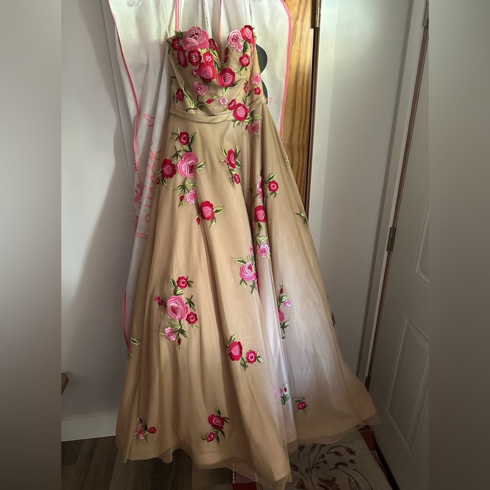Sherri Hill floral dress